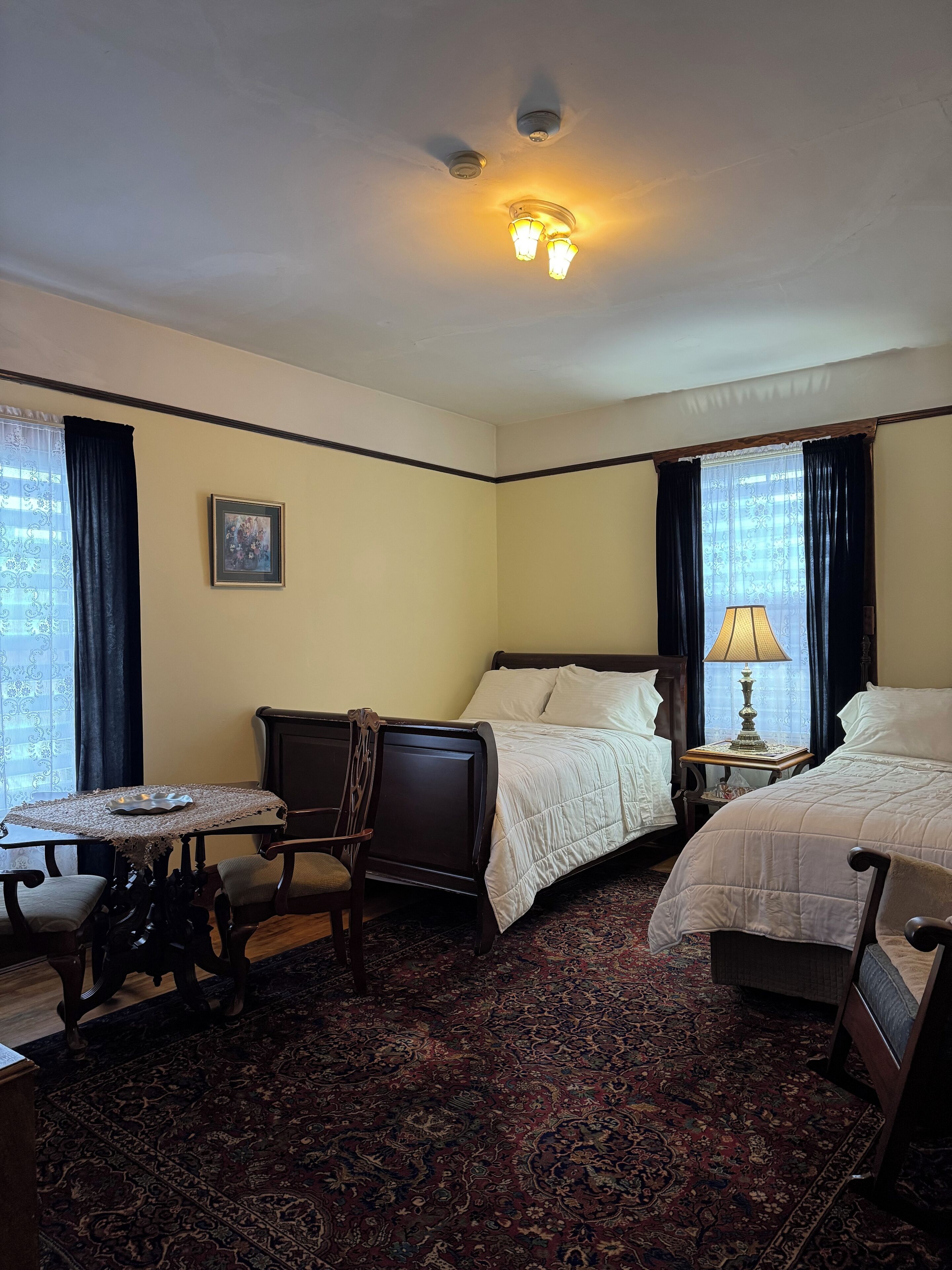 Photo - Royal Hotel Sydney