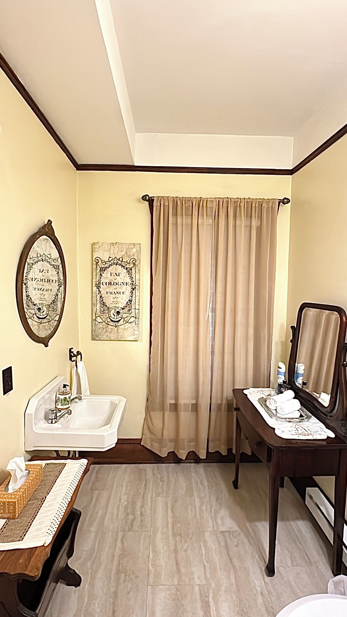 Photo - Royal Hotel Sydney