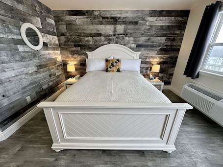 Comfort Room | 1 bedroom, desk, soundproofing, iron/ironing board