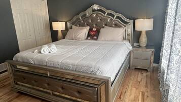 4 bedrooms, iron/ironing board, travel crib, free WiFi
