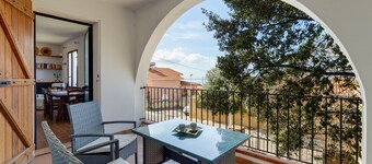 Holiday Home 'Villa Due Archi' with Sea View, Private Terrace and Private Garden