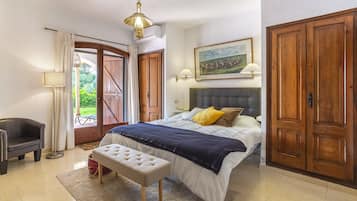 5 Schlafzimmer, Bügeleisen/Bügelbrett, kostenloses WLAN, Bettwäsche