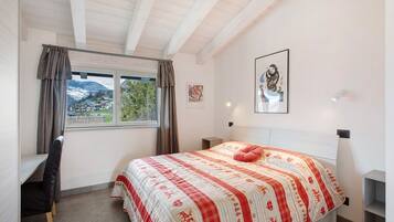 2 chambres, fer et planche à repasser, Wi-Fi gratuit, draps fournis