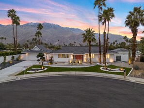 Front of property - Casa del Sol (Palm Springs)
