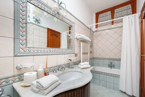 Bathroom - Casa Sara in costiera amalfitana (Piano di Sorrento)