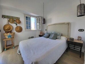 2 habitaciones, tabla de planchar con plancha y wifi gratis 