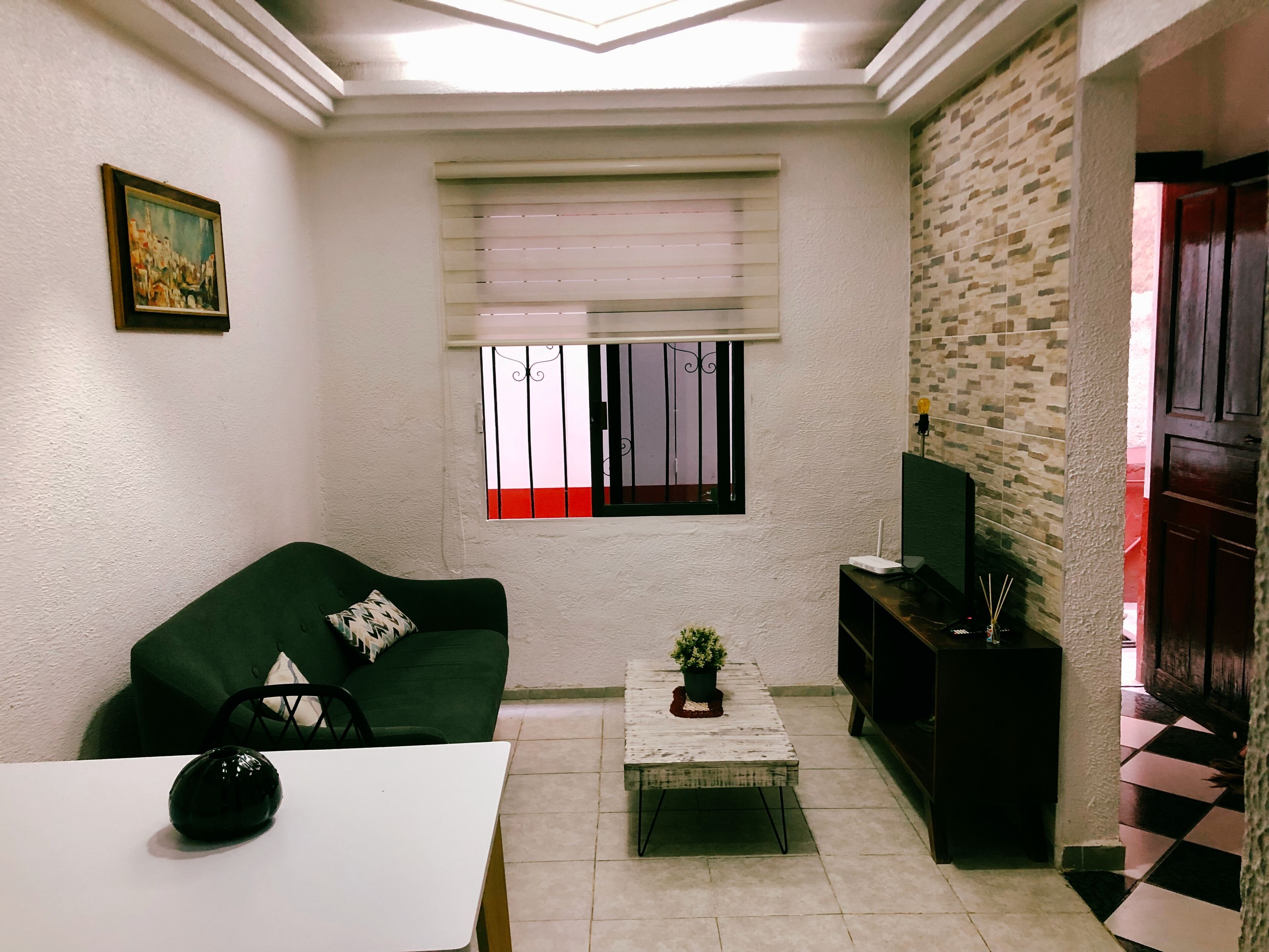 City Apartment | Living area