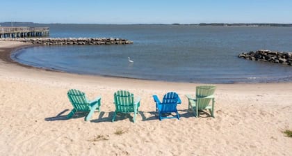 Windswept Dr Condo in a quiet, golf course community close to Rehoboth Beach