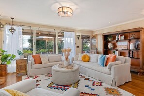 TV, fireplace - Spacious Mesa Home with Great Outdoor Patio and Ocean Views! (Santa Barbara)