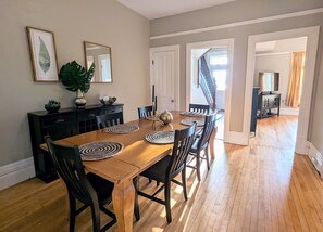 Dining - Mesaba 3 Lake View | Historic Condo (Duluth)