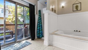 Interior - Mesaba Lake Superior View Condo, Heirloom Vacations (Duluth)