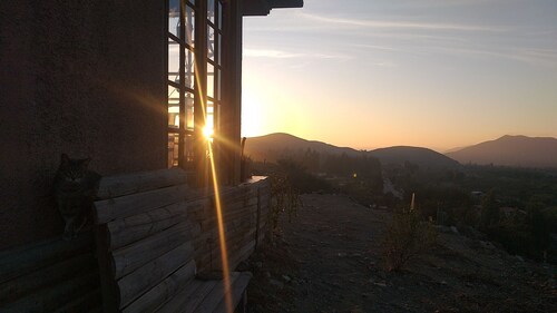 Cozy Self-sustainable Cabin with beautiful views of the Elqui Valley,Pet Friend