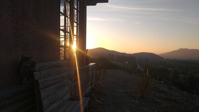 Cozy Self-sustainable Cabin with beautiful views of the Elqui Valley,Pet Friend