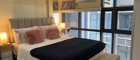 1 habitación, tabla de planchar con plancha, wifi y ropa de cama