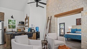 Interior - High Street Cottage | Hot Tub | Great View (Comfort)