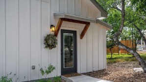 Exterior detail - High Street Cottage | Hot Tub | Great View (Comfort)