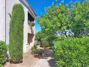 Property grounds - Terre Marine by Interhome (Sanary sur Mer)