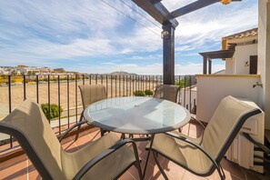 Outdoor dining - Casa Isa ( Vera Playa ) (Vera playa)