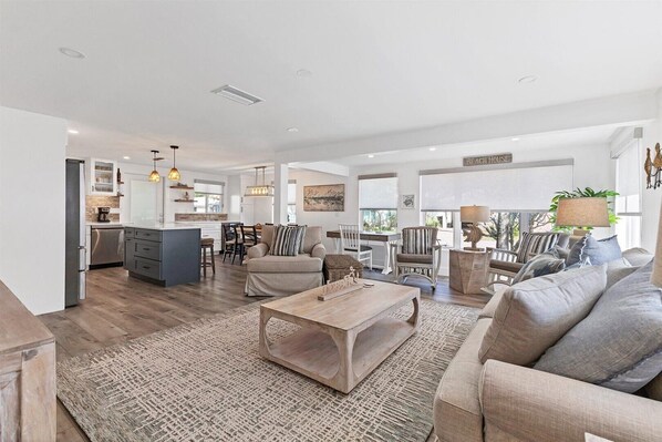 Imagen sin descripción, 1 de 43, botón