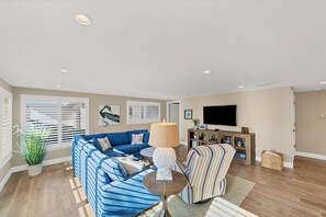 Imagen sin descripción, 4 de 42, botón