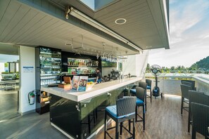 Bar (in der Unterkunft)