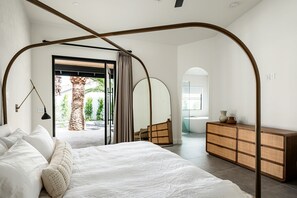 5 Schlafzimmer, Bügeleisen/Bügelbrett, Reisekinderbett, kostenloses WLAN