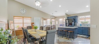 Sunny Days, Poolside Fun, and Space to Relax & Recharge ☀️💦