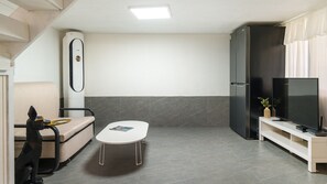 Basic Room, 1 Bedroom (J302 Stay(Camping Zone/BBQ)) | 1 bedroom, free WiFi - Gapyeong Jmong Choncance&camping Pension (Gapyeong)