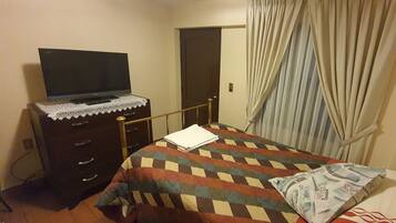 3 habitaciones, tabla de planchar con plancha y wifi gratis