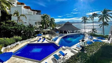 Lämmitetty uima-allas