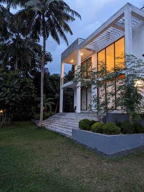 Room, 4 Bedrooms, Smoking, Balcony | Exterior - Room-the Villa Close To Surf Beach And G (Galle)