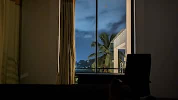 Chambre, 4 chambres, fumeur, balcon | Vue depuis lâhĂ©bergement