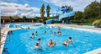 8Berth- SmartTV- CloseToBeach- FamilyFriendly