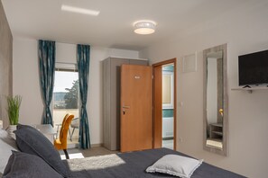 1 chambre, Wi-Fi gratuit, draps fournis