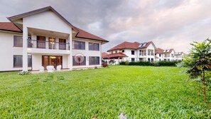 Classic Apartment | 4 bedrooms, free WiFi - Twinprofs (Nairobi)