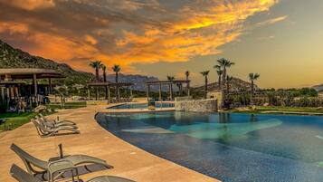 Piscina a l'aire lliure