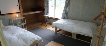 Cosmos Guesthouse Iya Valley