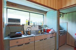 Refrigerador, microondas, tostadora y arrocera