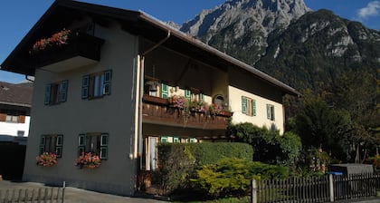 Apartment 'Haus Rappolder - Ferienwohnung' with Mountain View, Private Garden and Wi-Fi