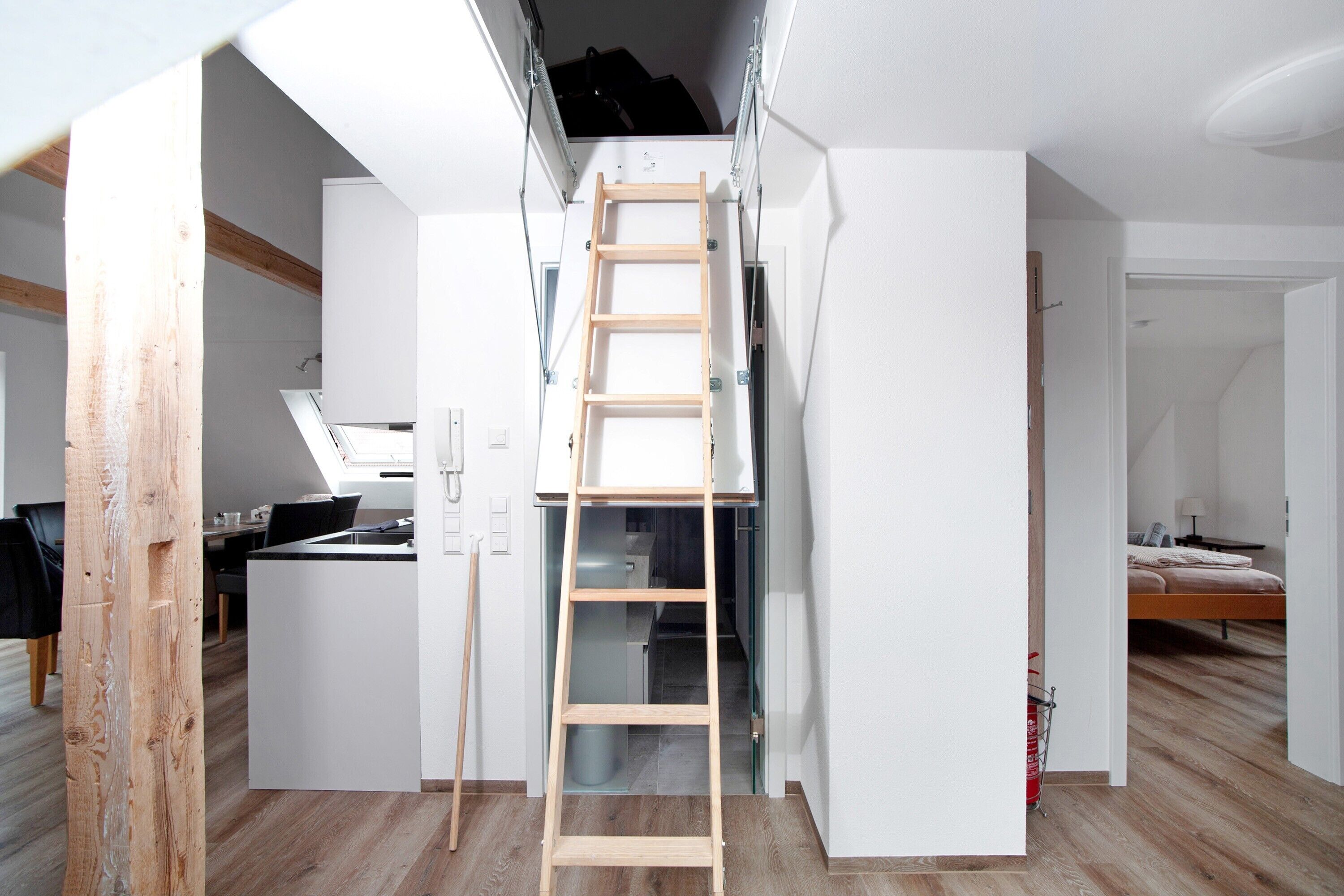 2 camere, una scrivania, ferro/asse da stiro, Wi-Fi gratuito