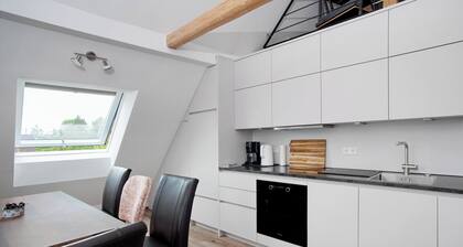 Ferienwohnung 'Neu Renovierte Dachgeschosswohnung' mit WLAN