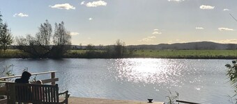 Appartamento 'Idyllisches Bauernhaus Am See' con vista sul lago, terrazza privata e Wi-Fi