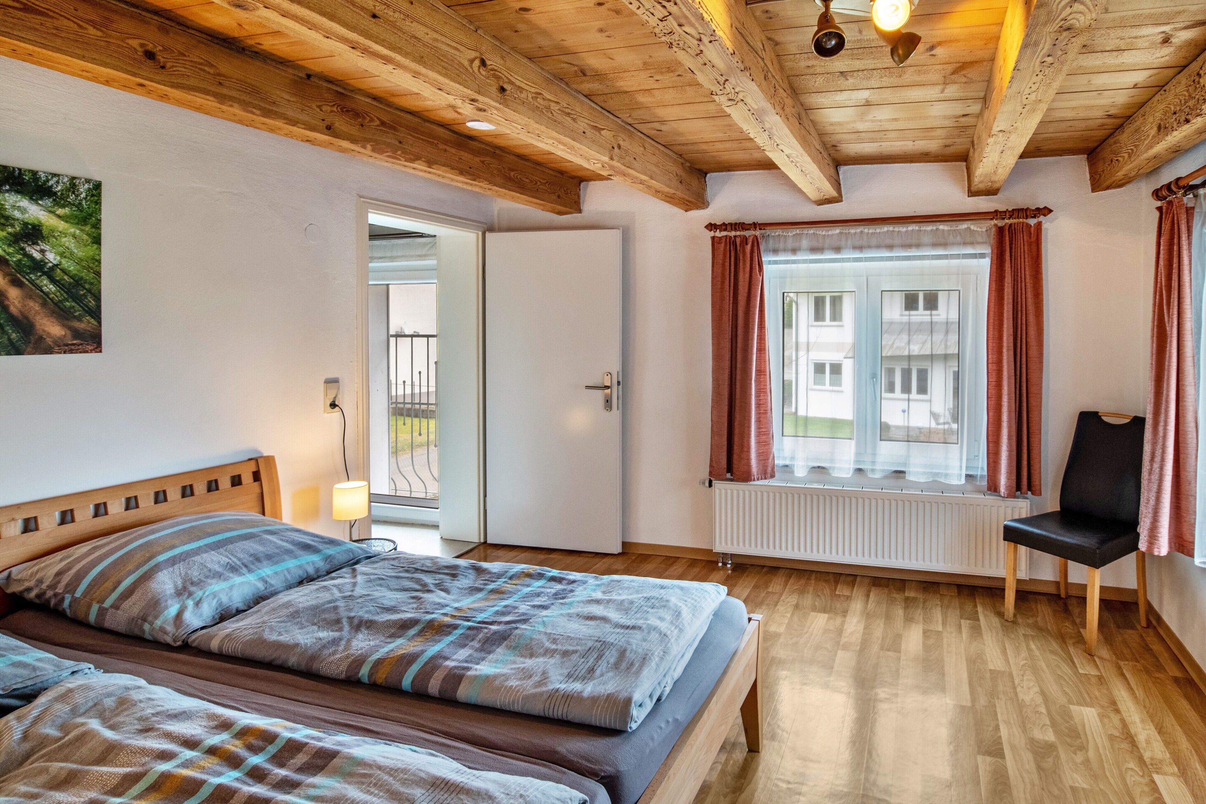 4 Schlafzimmer, Bügeleisen/Bügelbrett, kostenloses WLAN, Bettwäsche