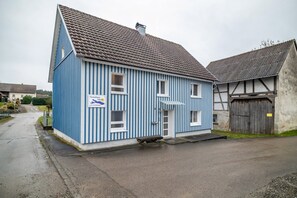 Exterior - 'Ferienhaus Felicia' with Private Garden and Wi-Fi (Ravensburg)