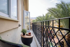 Balcony - The Printhouse-Boutique Apt by SeaNRent  (Haifa)