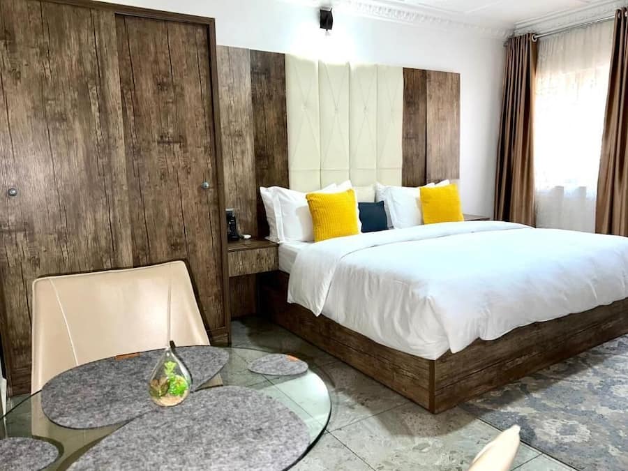 Quarto casal clássico | Roupas de cama de algodão egípcio, roupas de cama premium, escrivaninha