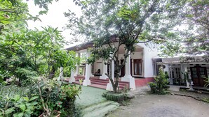Front of property - Hotel O Homestay Bonjeruk Near Restoran Pawon 21 Bonjeruk (Jonggat)