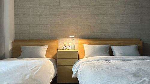 5-minute walk from Dotonbori and Kuromon Market, a famous sightseeing spot! 