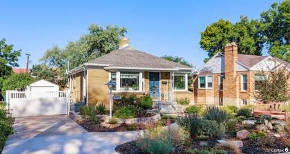 Cute house that is centrally located!