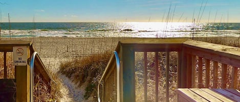 Am Strand, Schnorcheln, Wasserski, Windsurfen